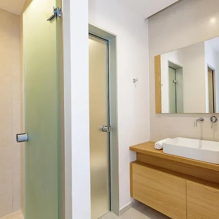 Guney Villa