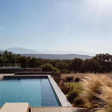 Villa Guney *